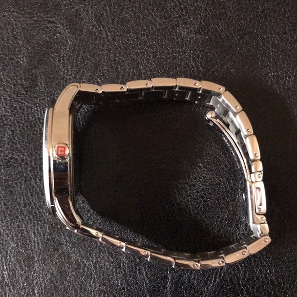 Chaps Women’s Silver Watch with Pavé Stones - Gently Worn/Smoke Free - Picture 4 of 4